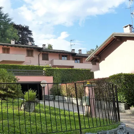 Andromeda Apartament *