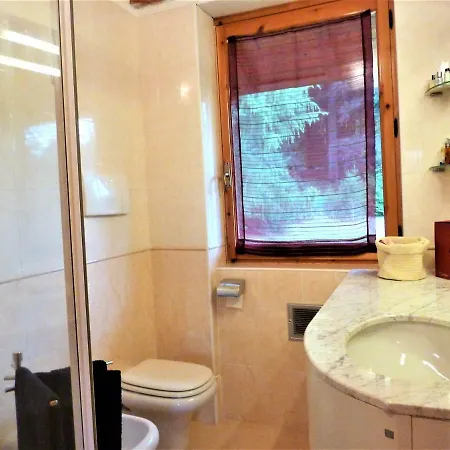 Andromeda Apartament Stresa