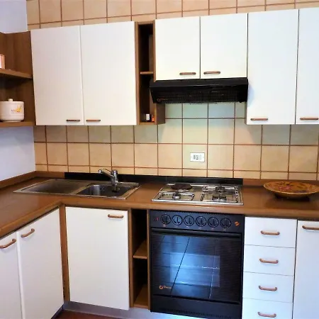 Andromeda Apartament Stresa